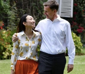 新任首相苏纳克和他的内阁们，都在哪里上大学
